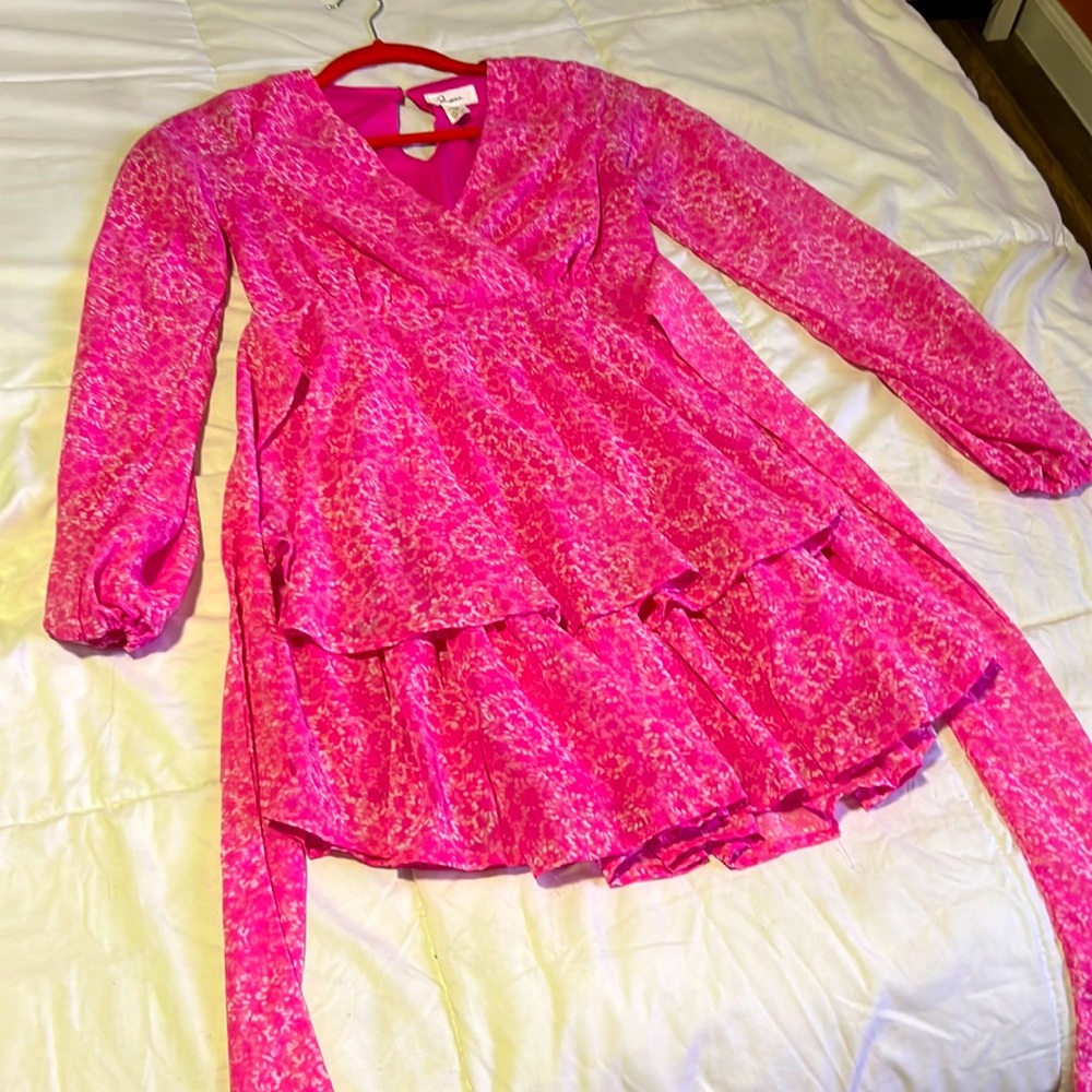 Pink short dress